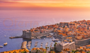 Croacia con Bosnia y Eslovenia es un viaje por los Balcanes lleno de historia, cultura y paisajes únicos. Vive un circuito inolvidable con Oferta en Viajes.