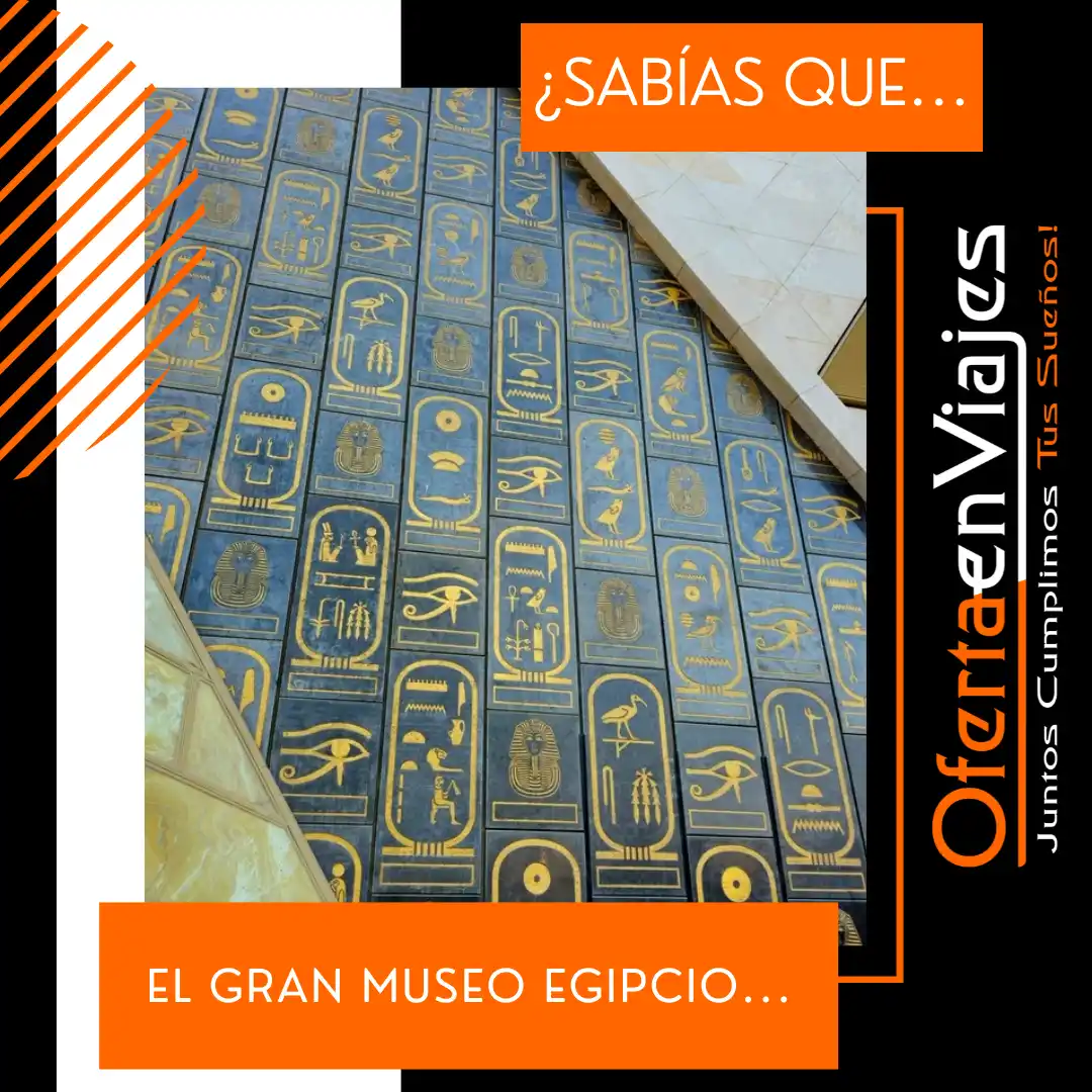 El Museo Egipcio de El Cairo — sala principal con sarcófagos y esculturas faraónicas