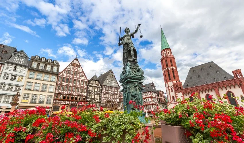 De Viena a Frankfurt