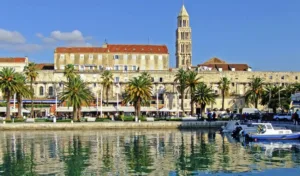 Palacio de Diocleciano y paseo marítimo de Split, Croacia