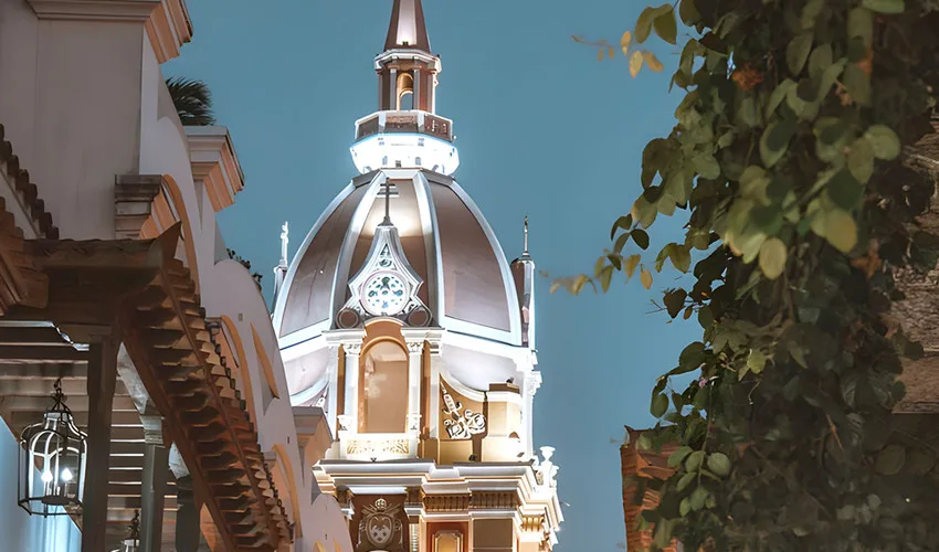 Cartagena con Panamá de Regalo Desde Guadalajara
