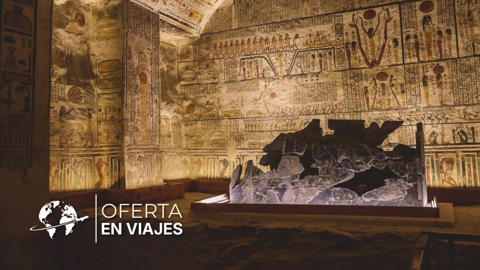 Interior decorado de una tumba en el Valle de los Reyes en Luxor