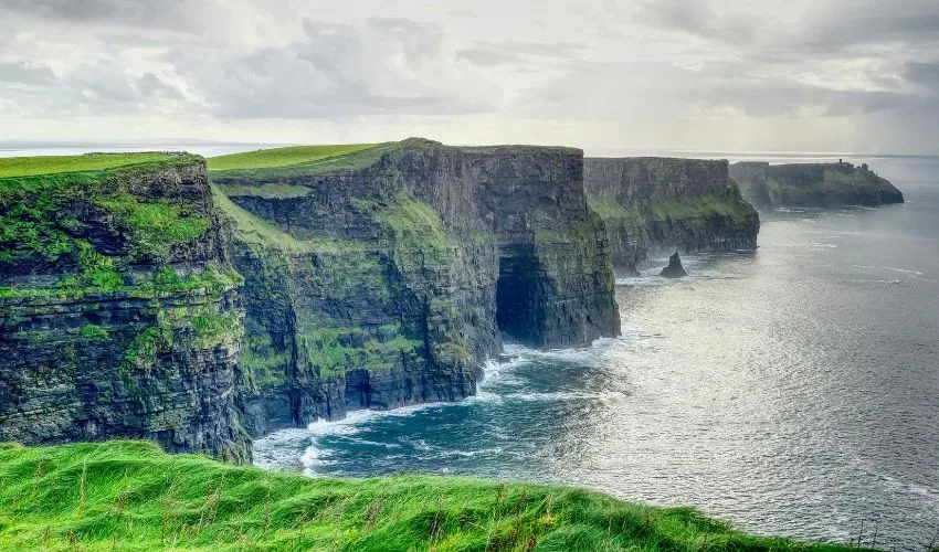 Acantilados de Moher en la costa de Irlanda